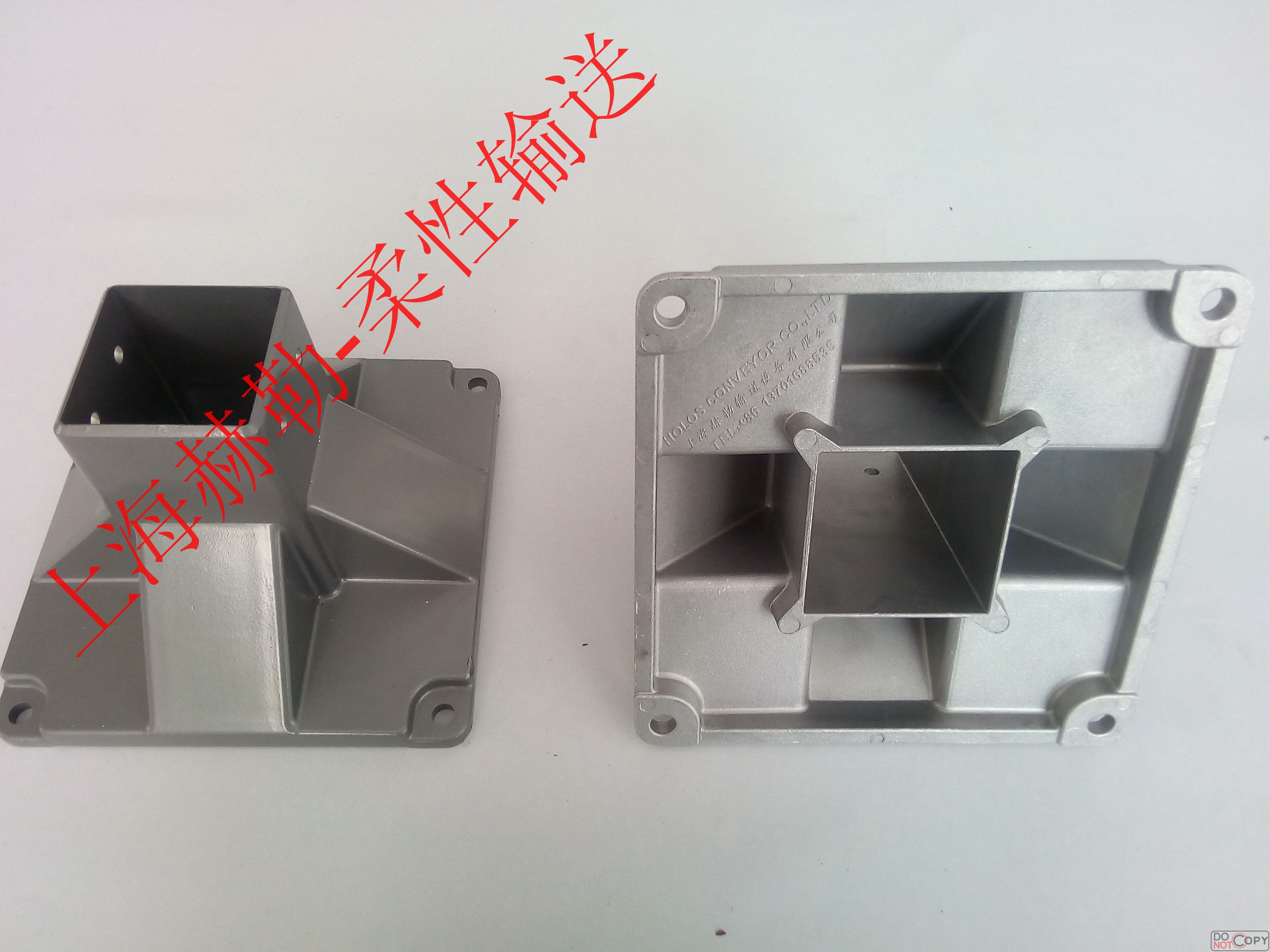 隔板皮帶輸送機(jī)的優(yōu)點(diǎn) 隔板皮帶輸送機(jī)的優(yōu)點(diǎn)